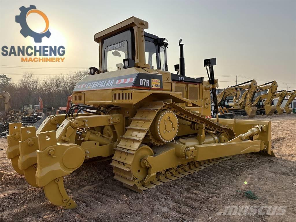 CAT D 7 R Dozere Beltegående