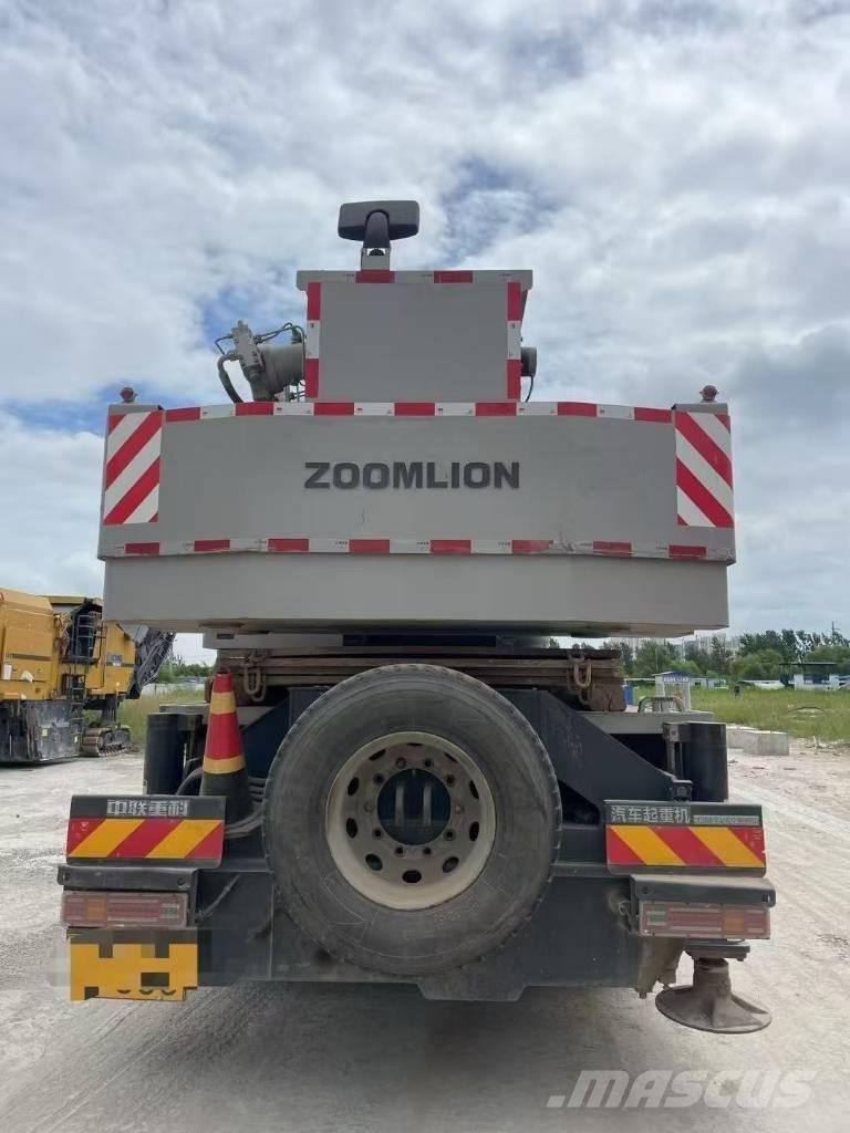 Zoomlion ZTC 350 H Røff terreng kraner