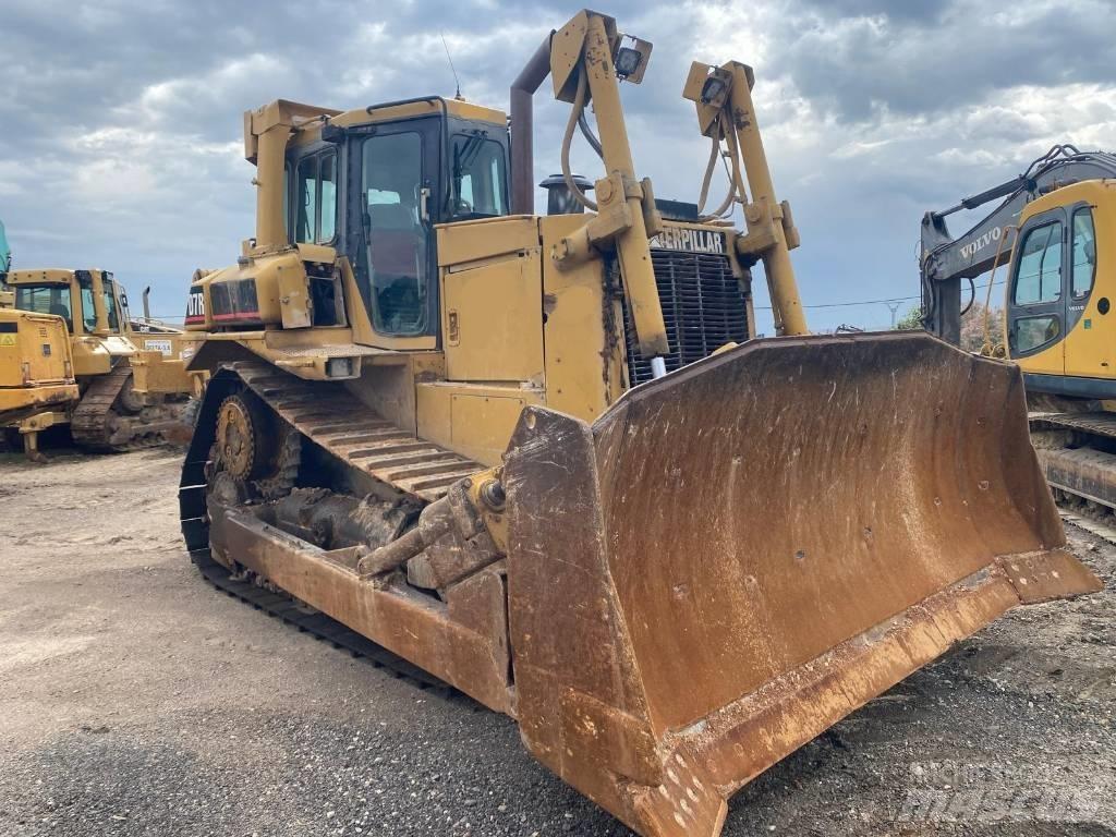CAT D 7 R Dozere Beltegående