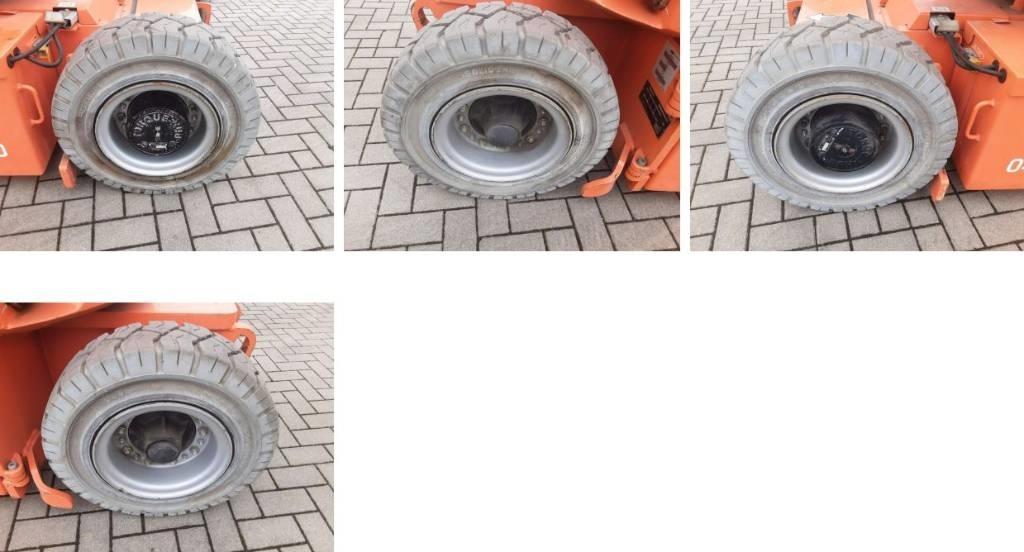 JLG E 300 AJP Leddede bomlifter