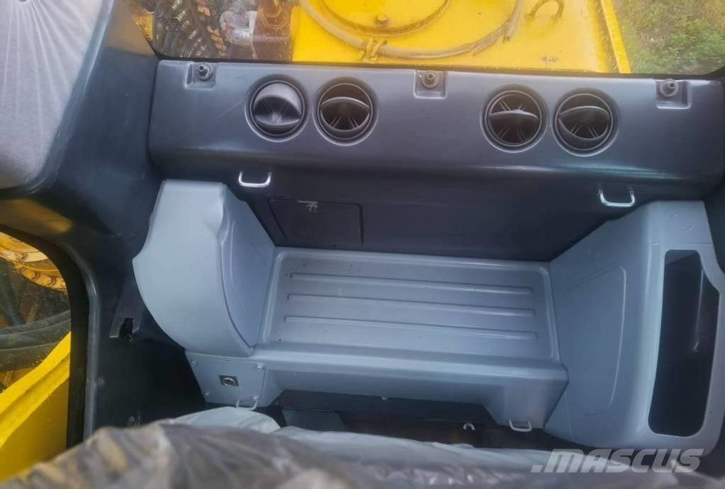 Komatsu PC 450-8 Beltegraver