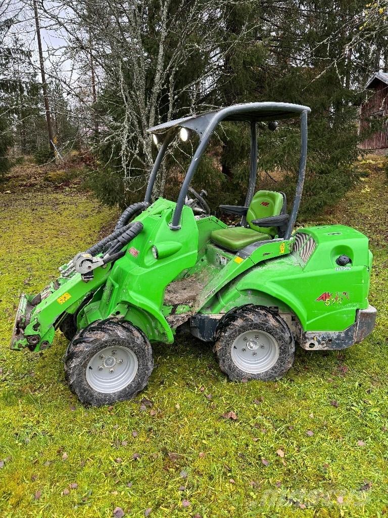 Avant 528 Kompaktlaster