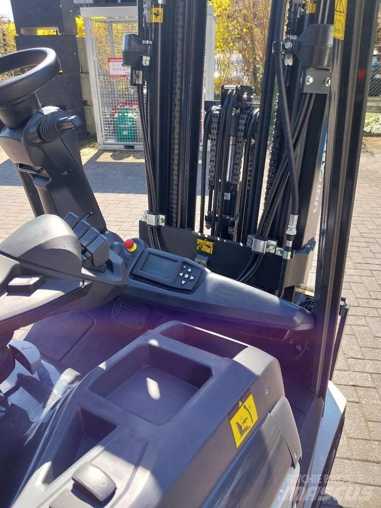 UniCarriers MX 25 Elektriske trucker