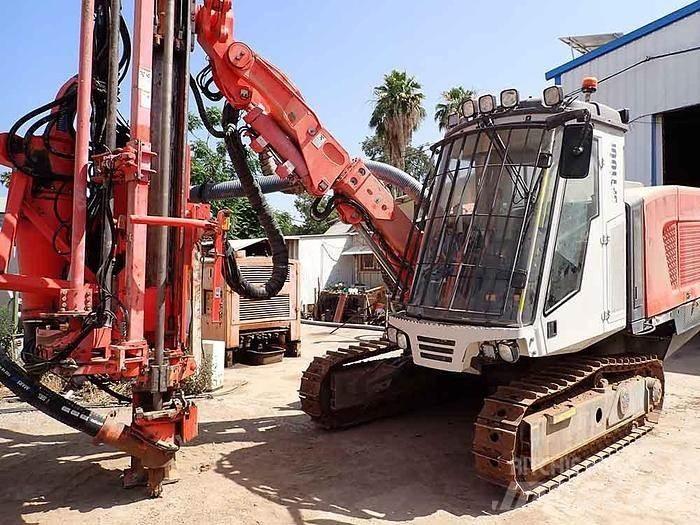 Sandvik DP1100I Borerigger