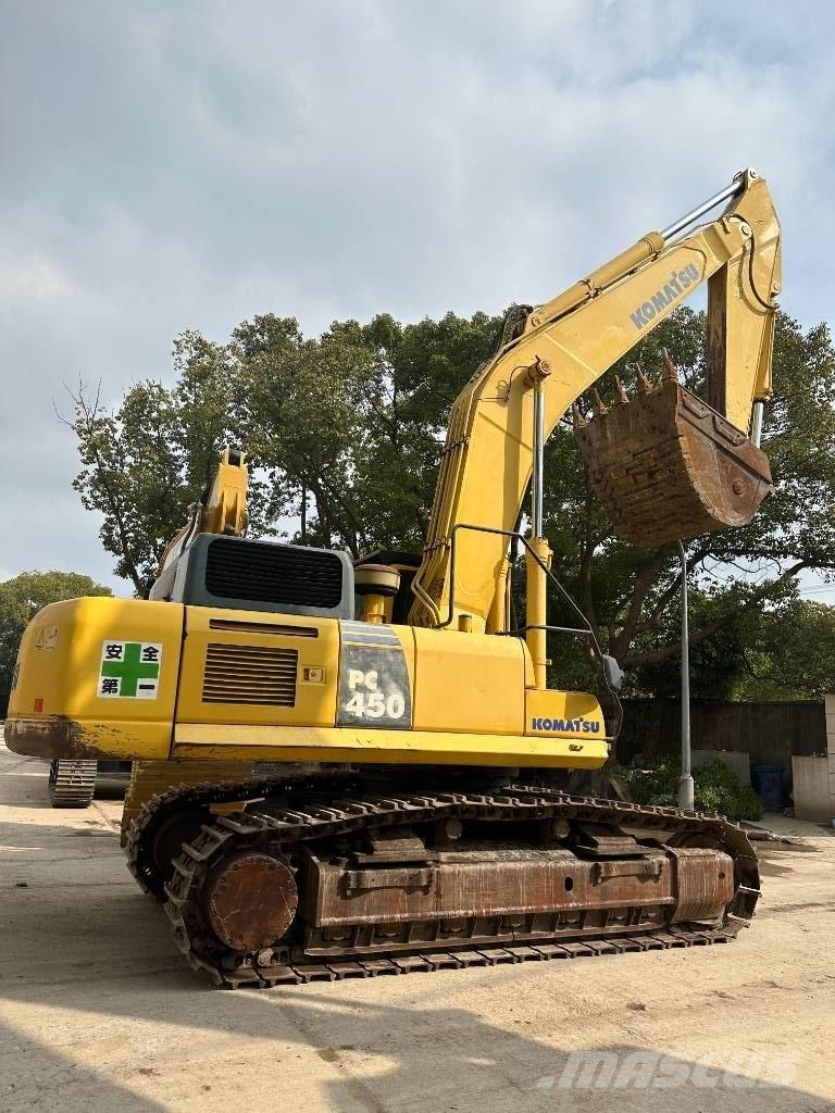 Komatsu PC 450-8 Beltegraver