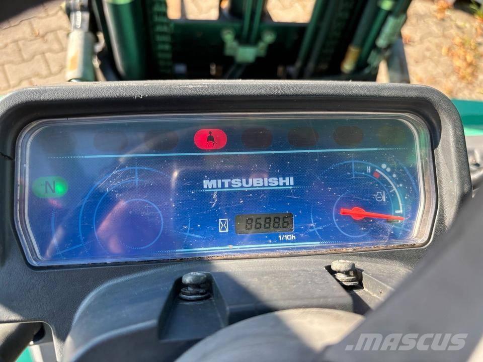 Mitsubishi FG 30 N Propan trucker
