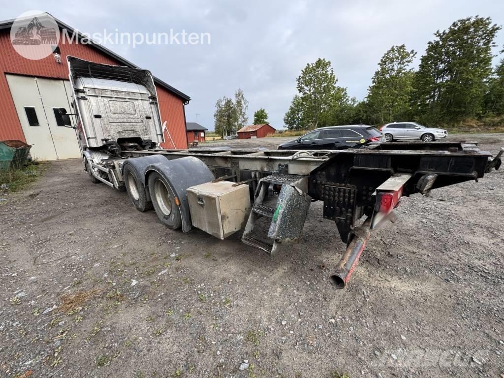 Scania R 730 LB Chassis