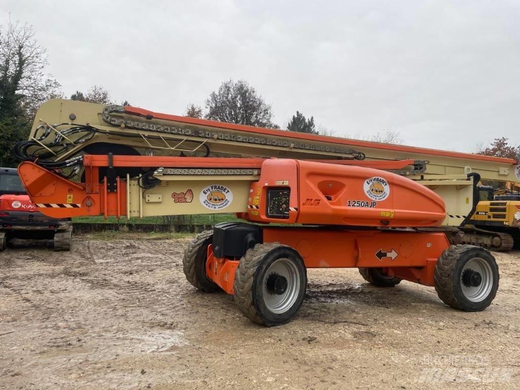 JLG 1250 AJP Leddede bomlifter