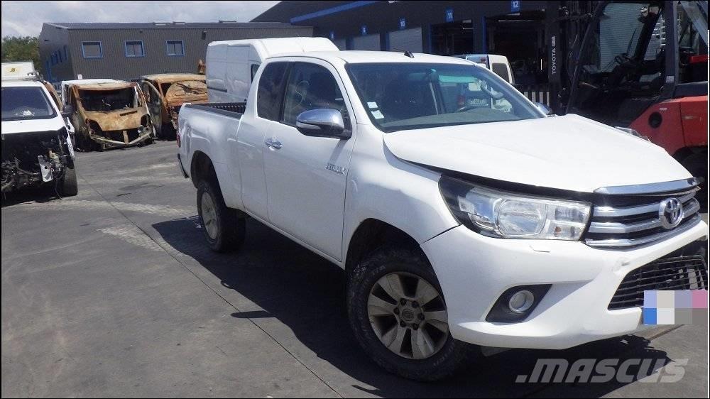 Toyota Hilux 4 Pickup/planbiler