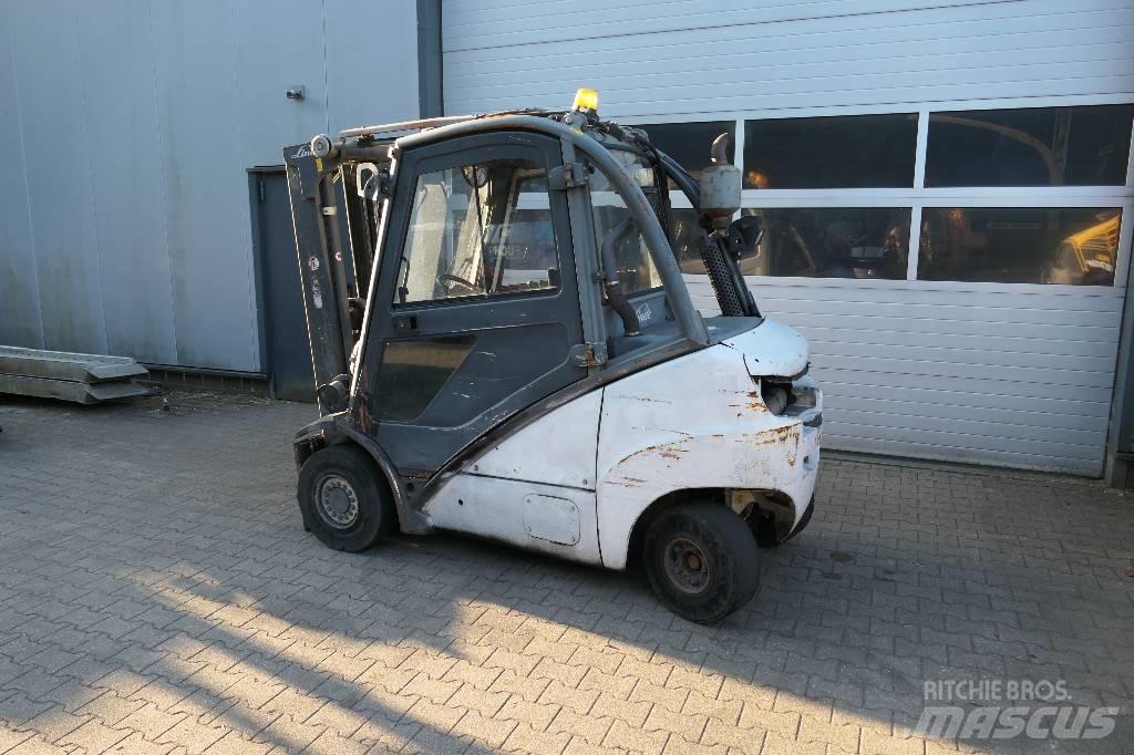 Linde H 30 D Diesel Trucker