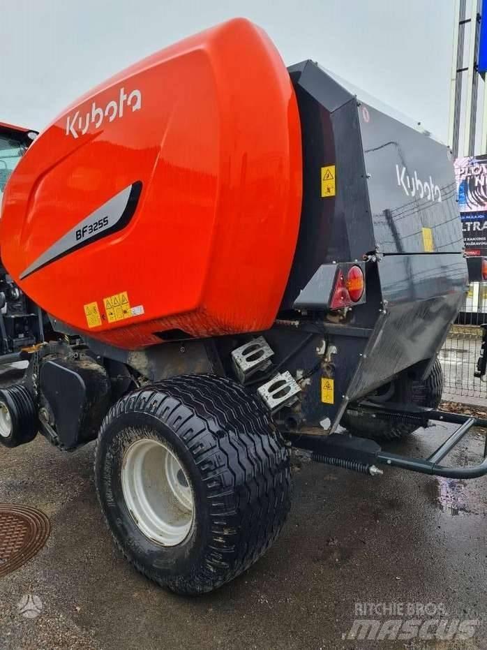 Kubota BF 3255 Rundballepresser