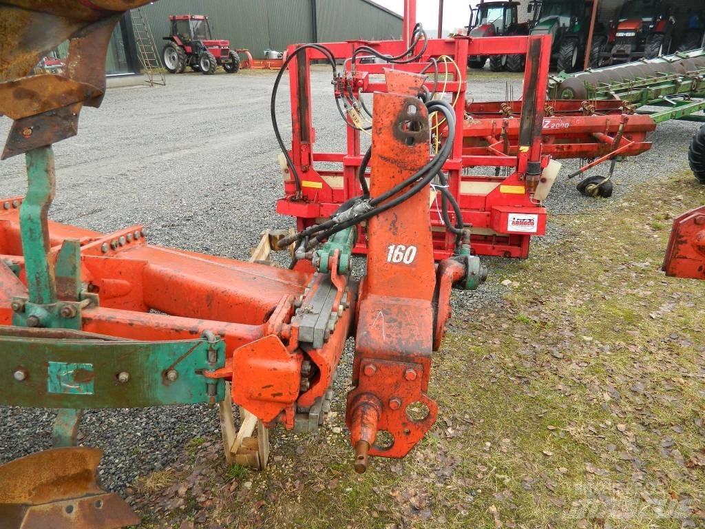 Kverneland 4korpusi Vendeploger