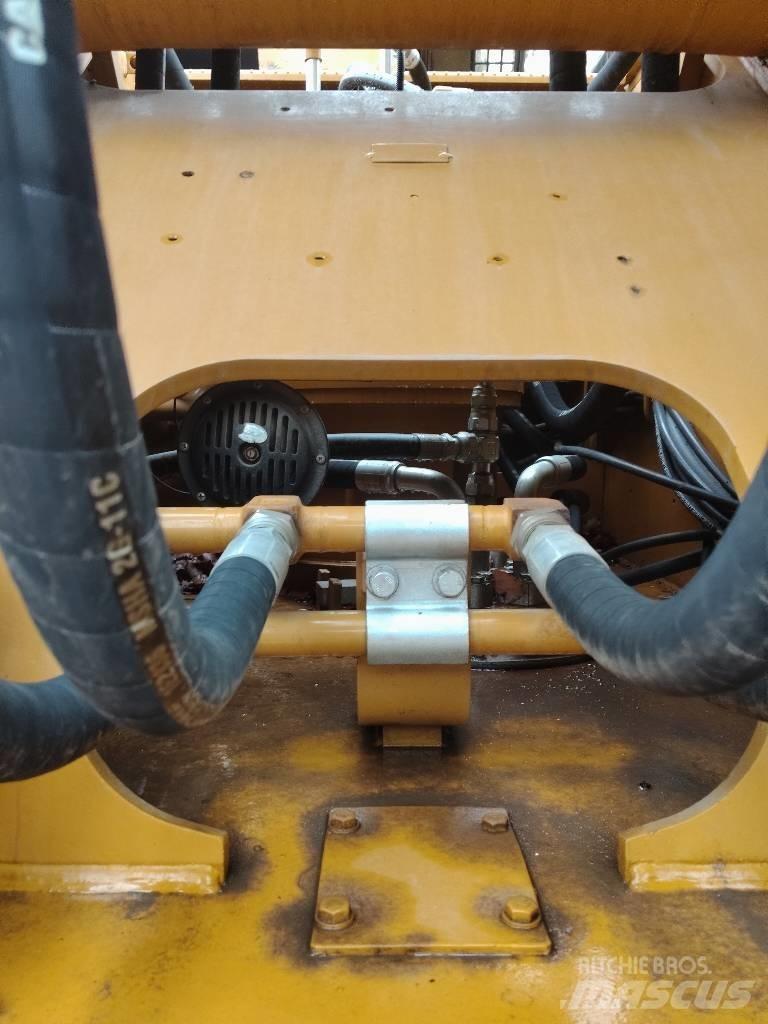CAT 336 D Beltegraver