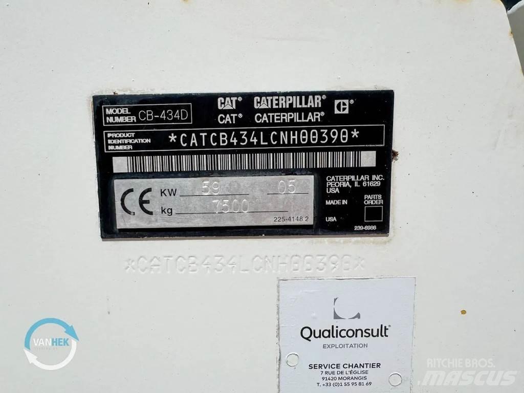 CAT CB434D Tandem Valser