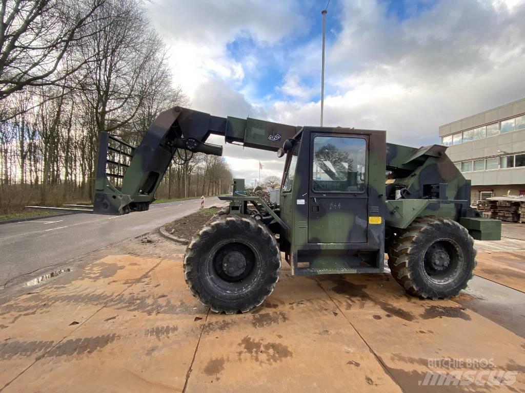 SkyTrak 6000M Teleskoplastere