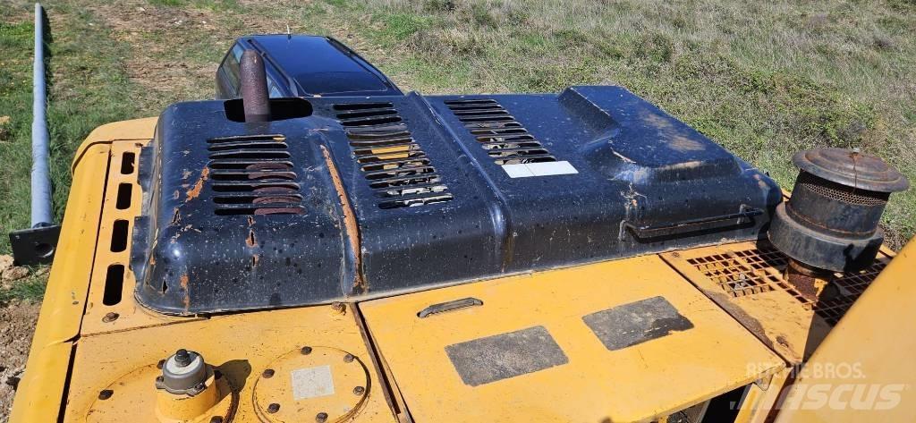 Hyundai R250LC Beltegraver