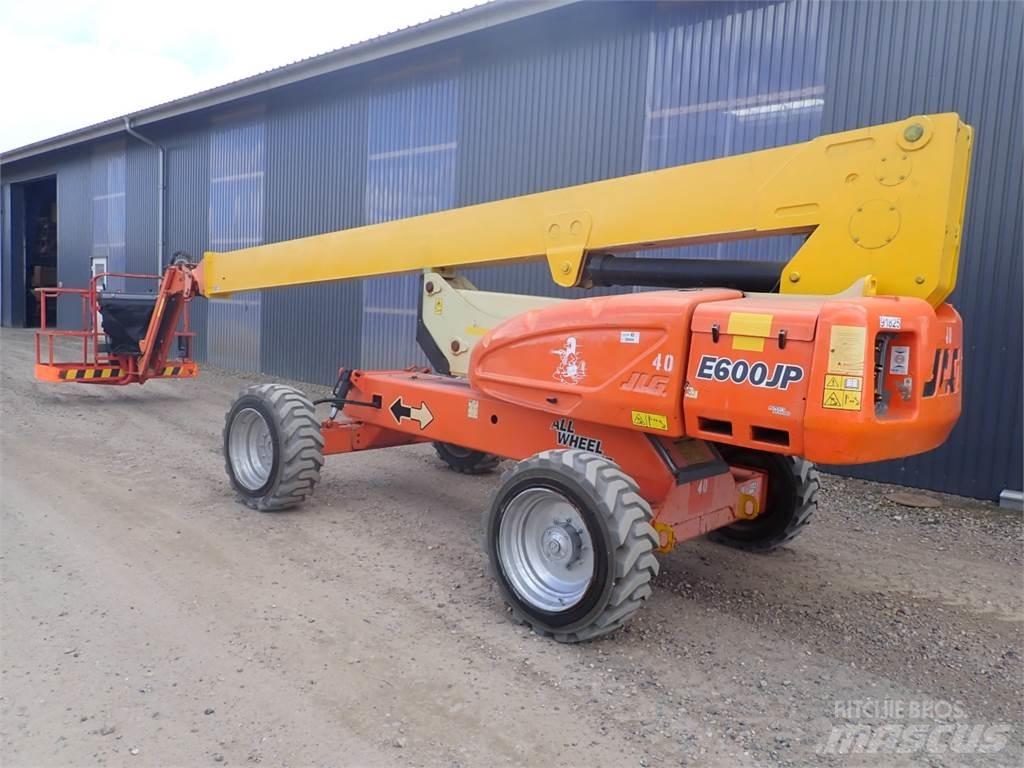 JLG E600JP Leddede bomlifter