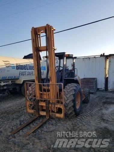CASE 586H Terrenggående gaffeltruck