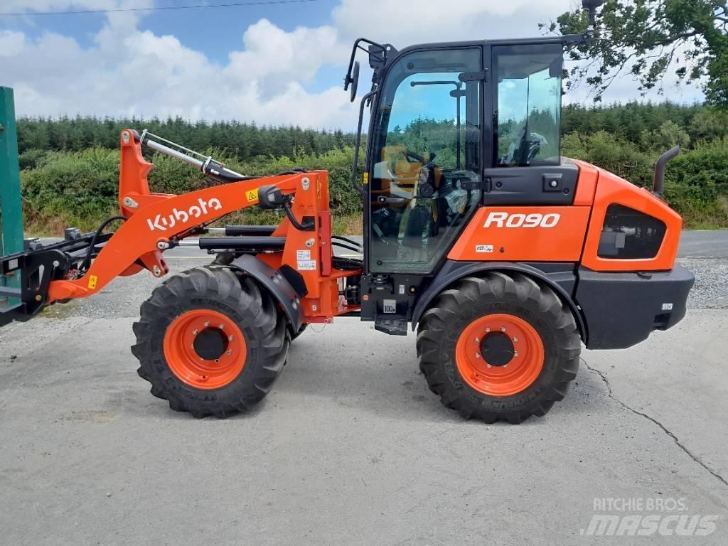 Kubota R 090 Teleskoplastere