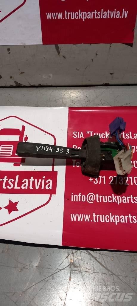 Volvo FH 12.   3172171 Førerhus og Interiør