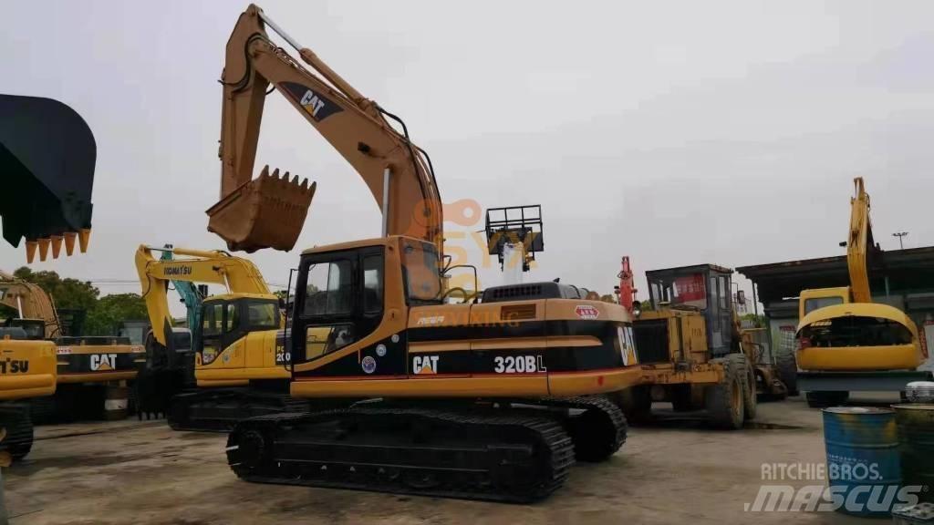 CAT 320 B Beltegraver