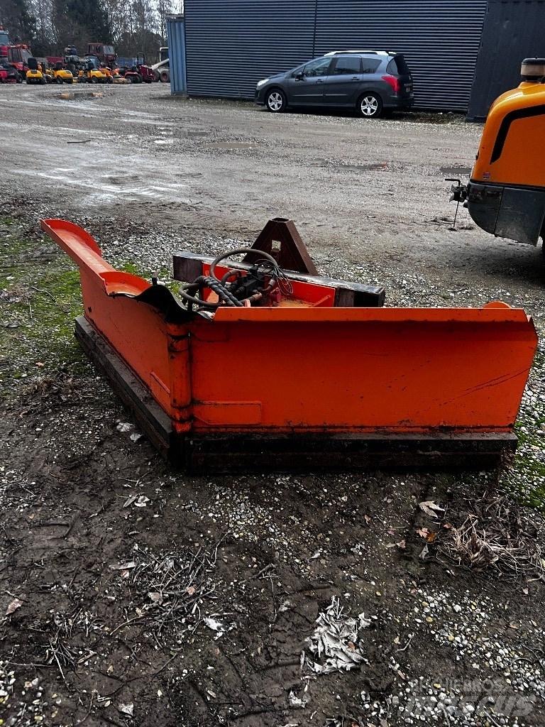Pronar PUV 2800 Snøploger- og skjær