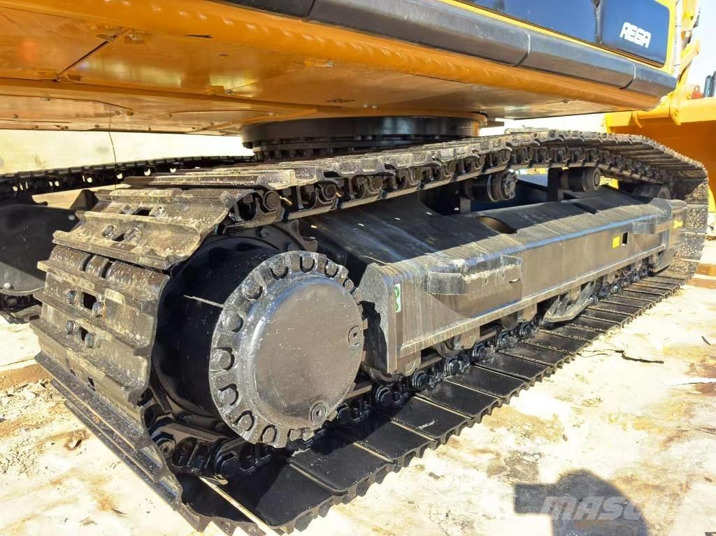 CAT 325 D L Beltegraver