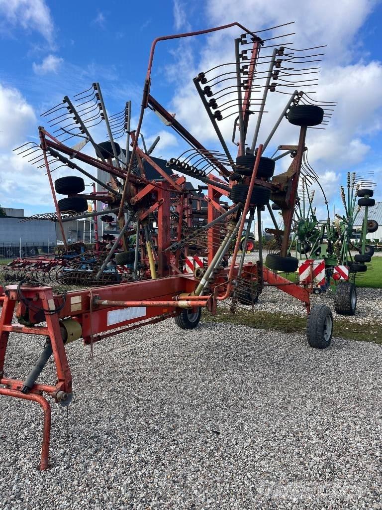 Fella TS 800 Raker og høyvendere
