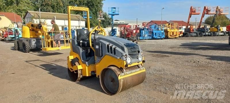 Hamm HD10C VV Tandem Valser