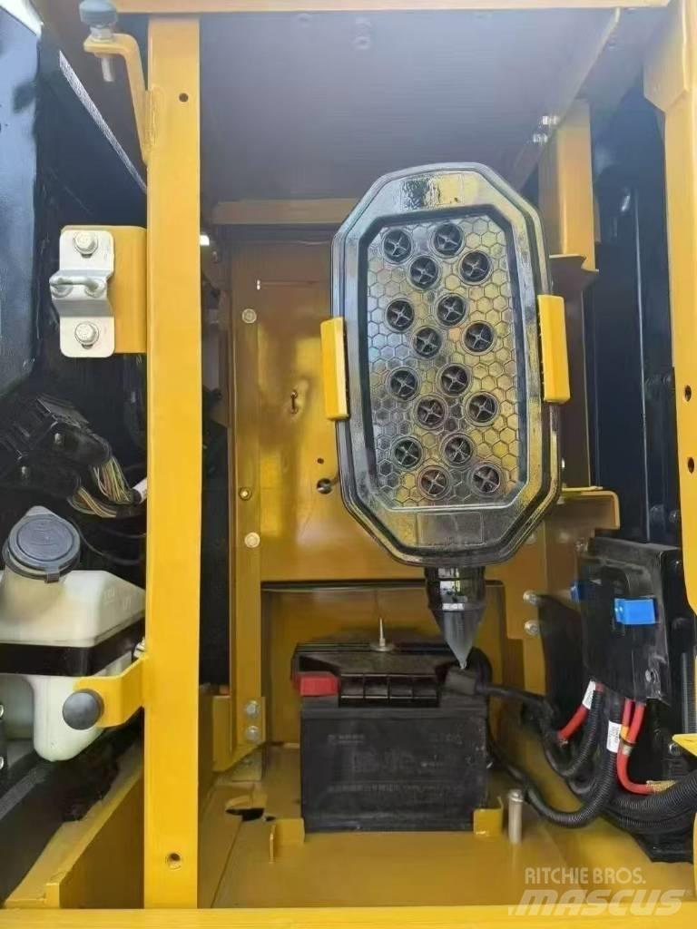 CAT 320 Beltegraver