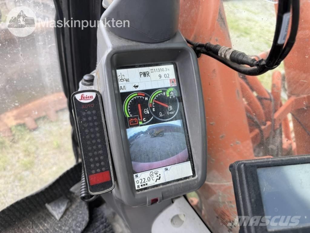 Hitachi ZX 300 LC-6 Beltegraver