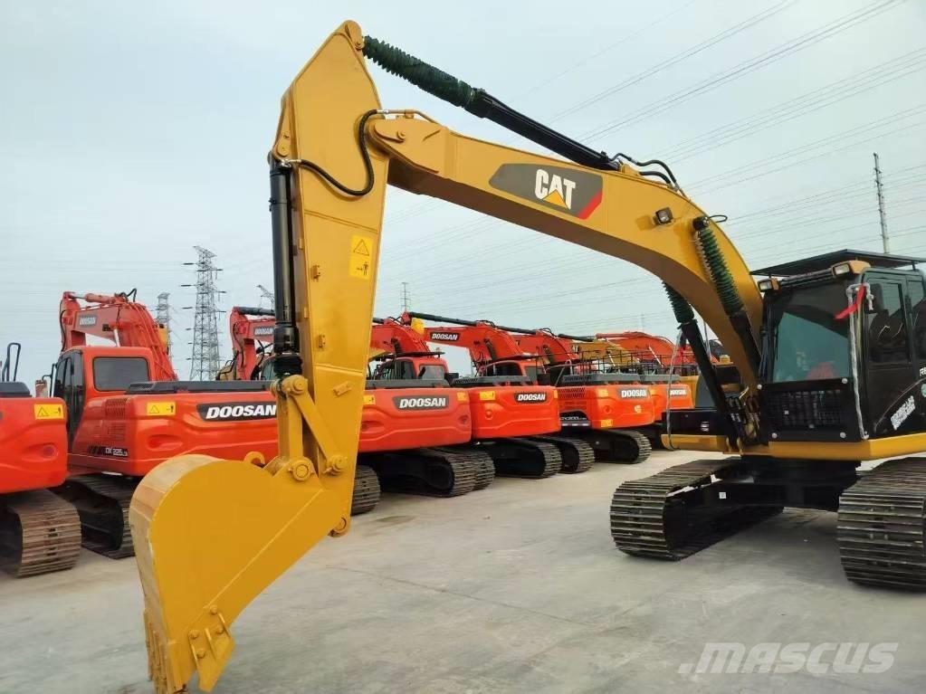 CAT 320D2L Beltegraver