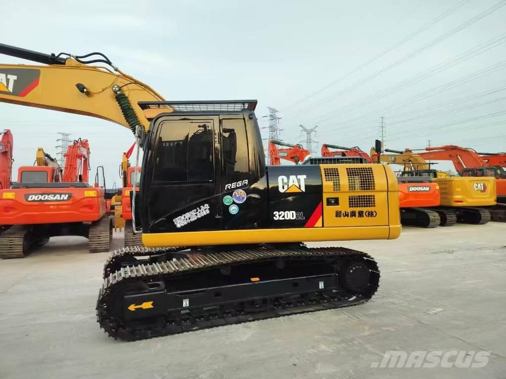 CAT 320D2L Beltegraver