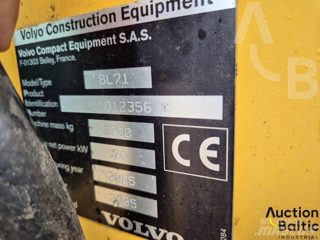 Volvo BL 71 Traktorgravere