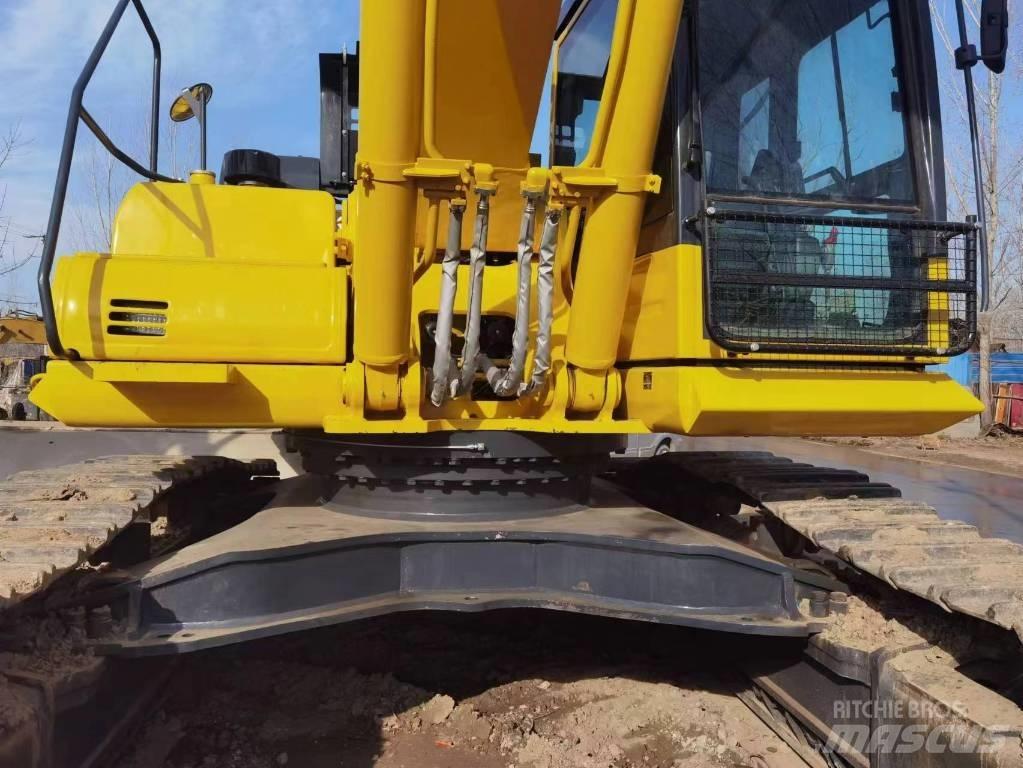 Komatsu PC 450-8 Beltegraver