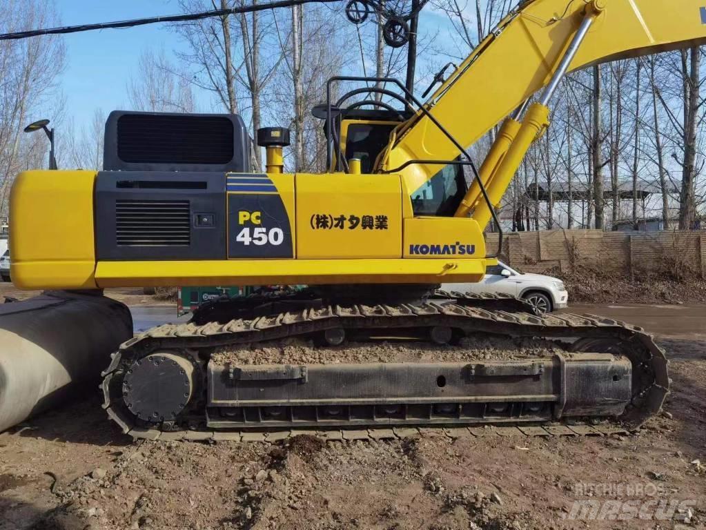 Komatsu PC 450-8 Beltegraver