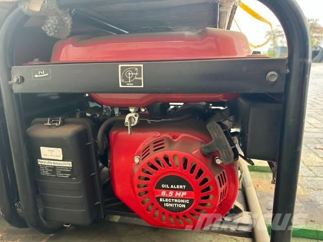 Honda OHV 6.5 KVA Bensin Generatorer