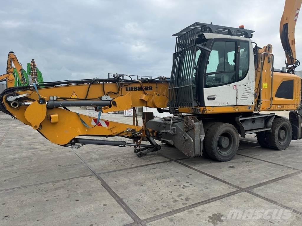 Liebherr LH 22 M Gravemaskiner for avfallshåndtering