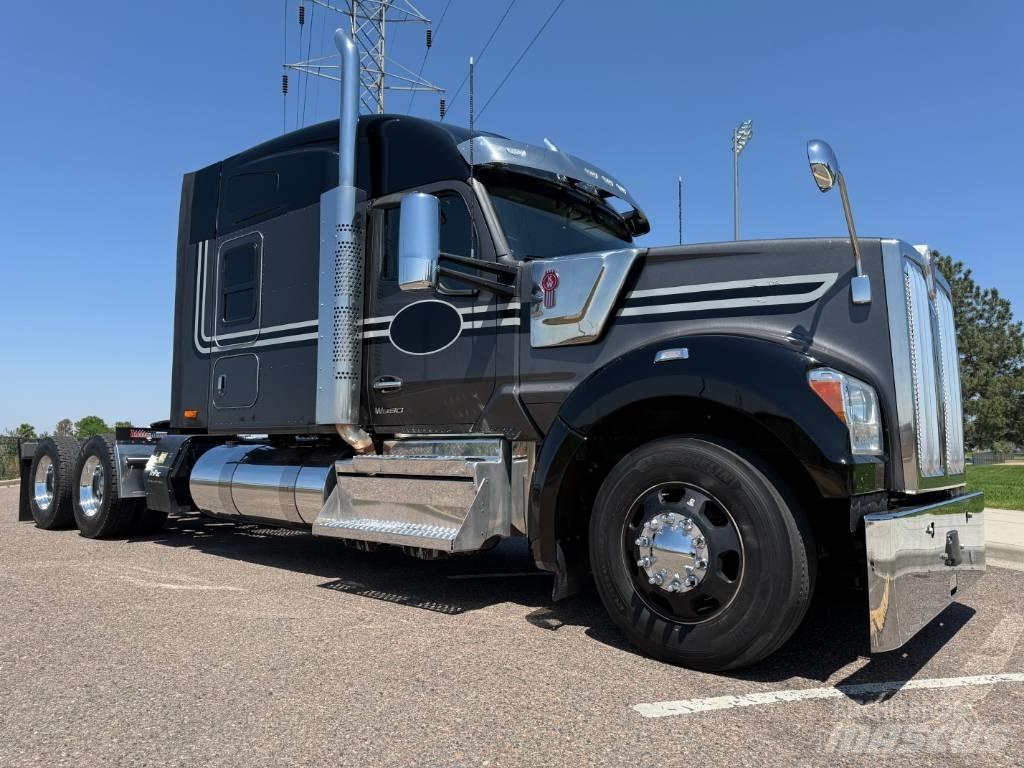 Kenworth W 990 Trekkvogner