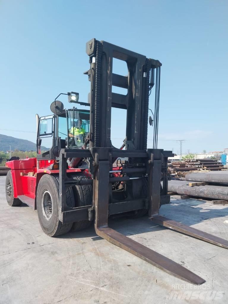 Kalmar DCG330-12 Diesel Trucker