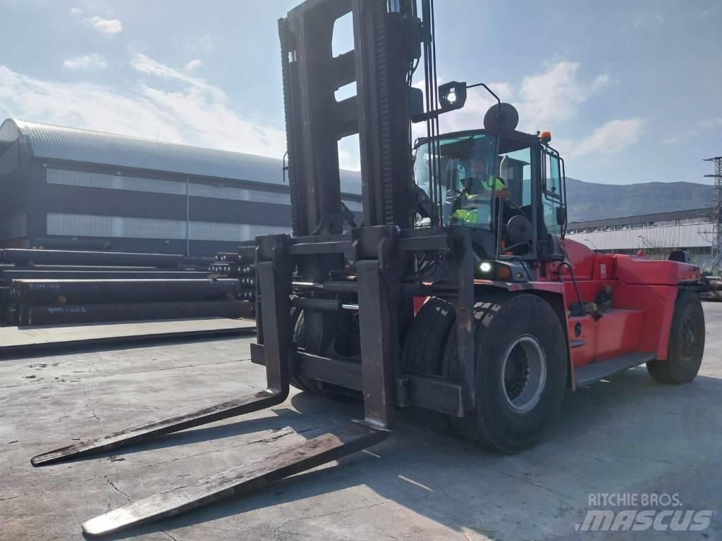 Kalmar DCG330-12 Diesel Trucker