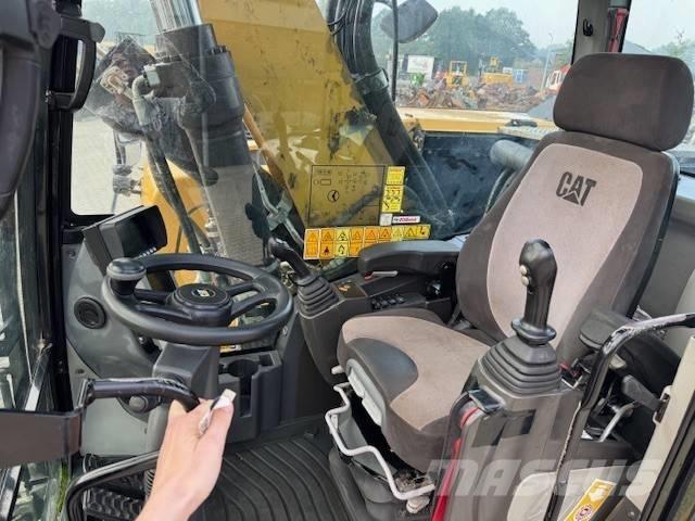 CAT M 320 F Hjulgravere