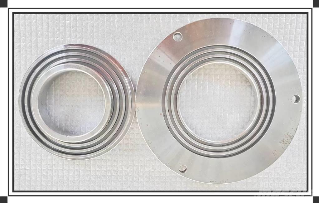 CLAAS Bearing cover Chassis og understell