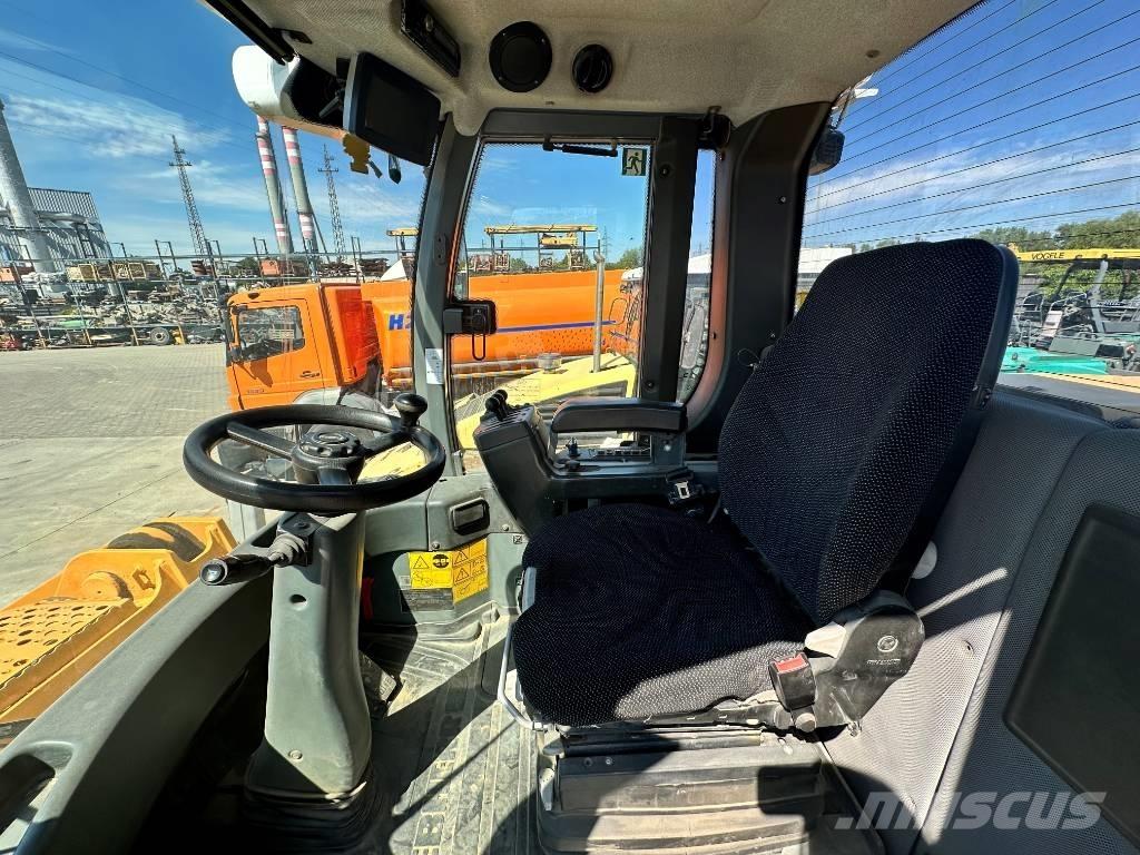 Liebherr L 550 Hjullastere