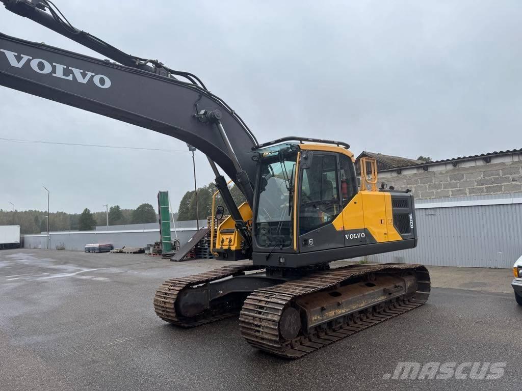 Volvo EC 220 E Beltegraver