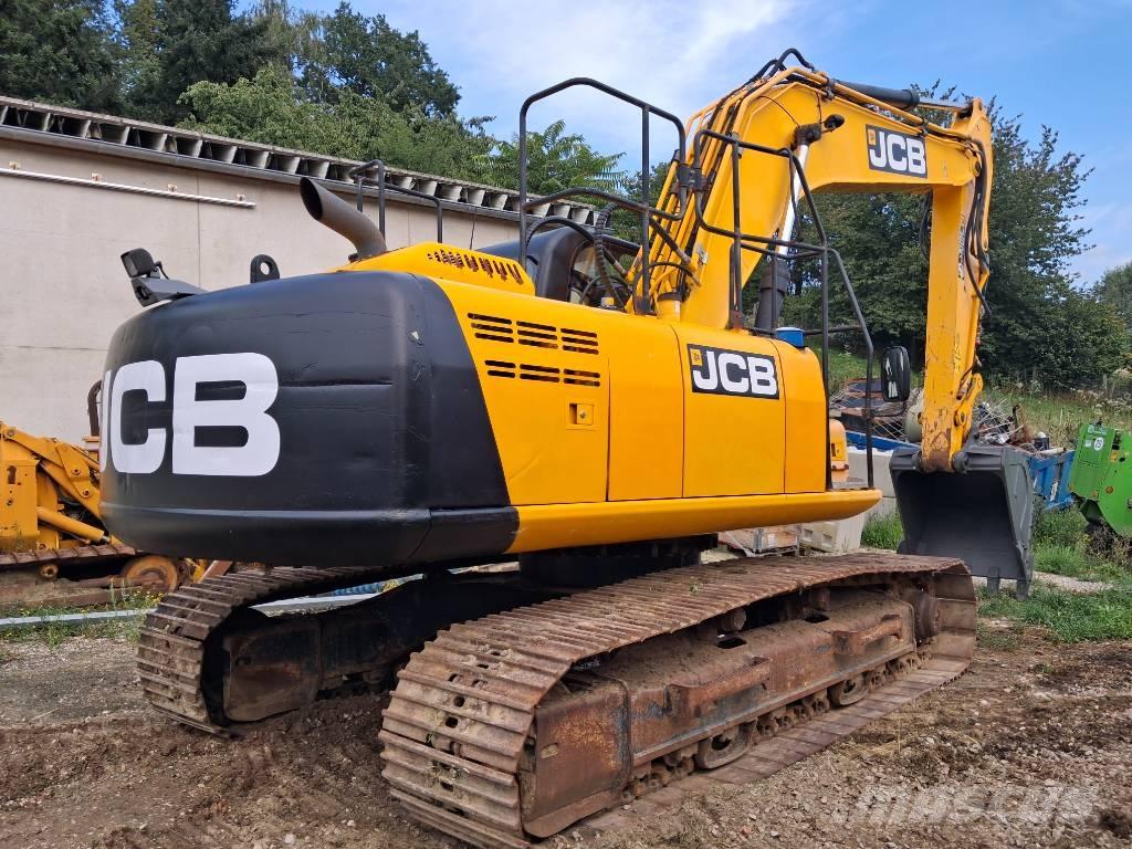 JCB JS210LC T4F Beltegraver