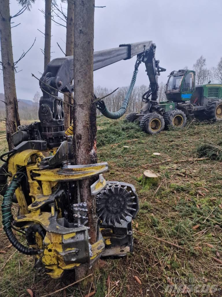 John Deere 1270 E Hogstmaskiner