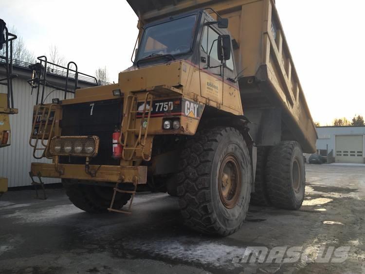 CAT 775 D Tipptrucker