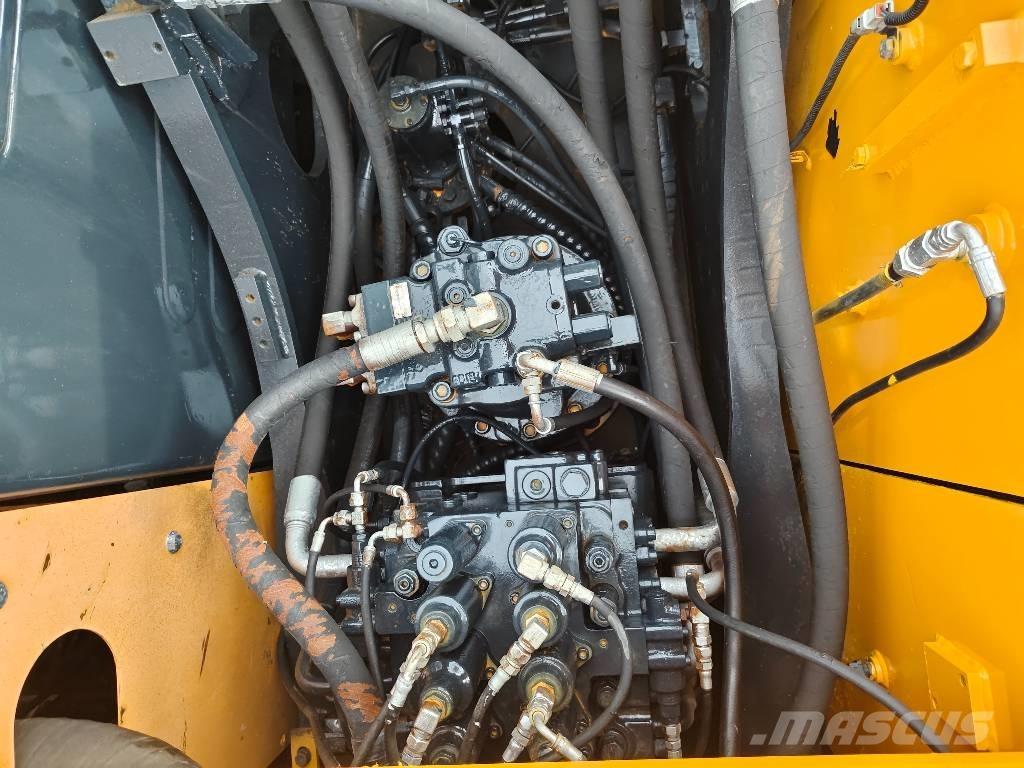 Hyundai R210W-9 Hjulgravere