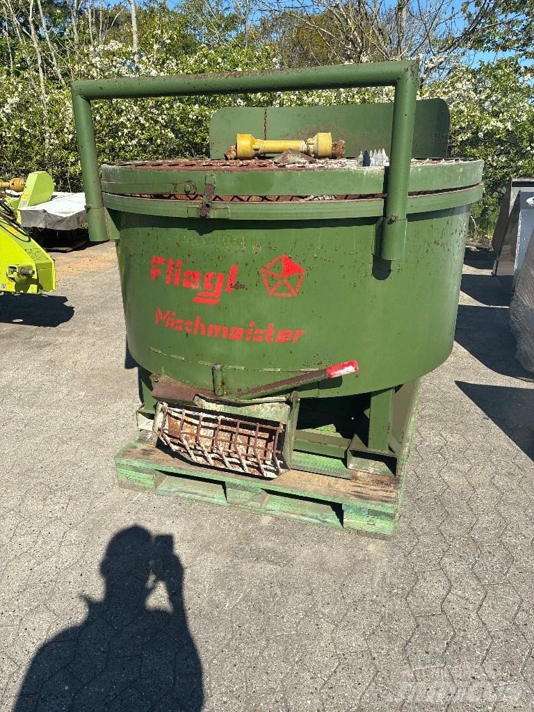 Fliegl Mischmeister Sement blandeverk